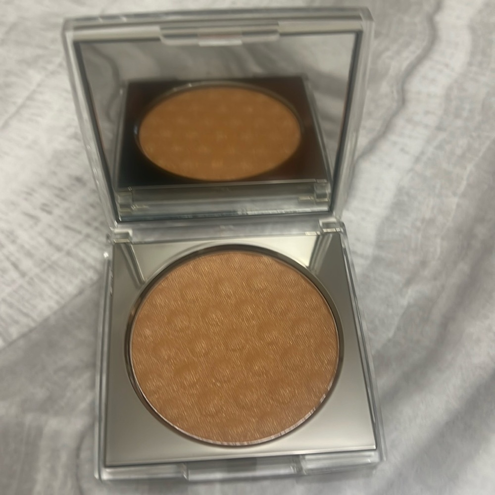 Quo Bronzing Powder
